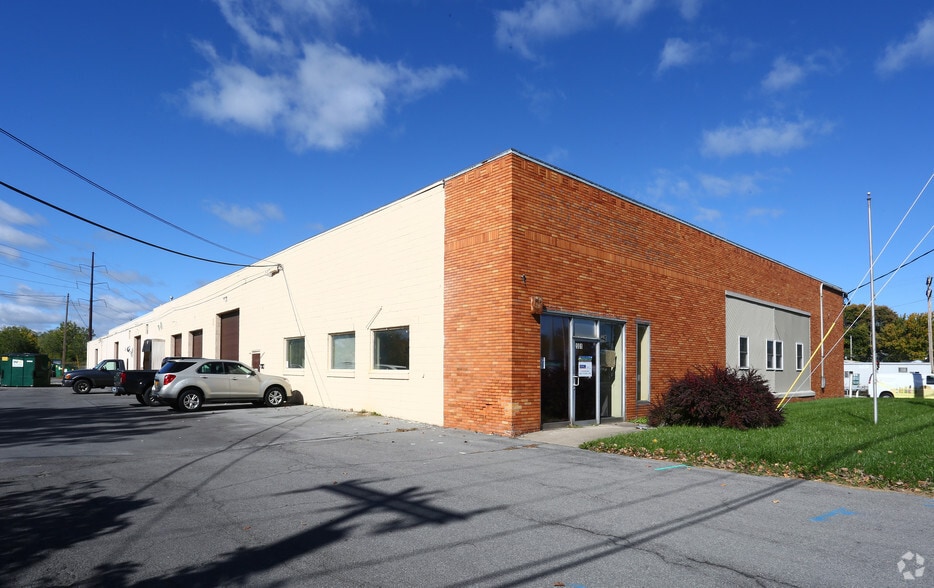 2001 LeMoyne Ave, Syracuse, NY 13208