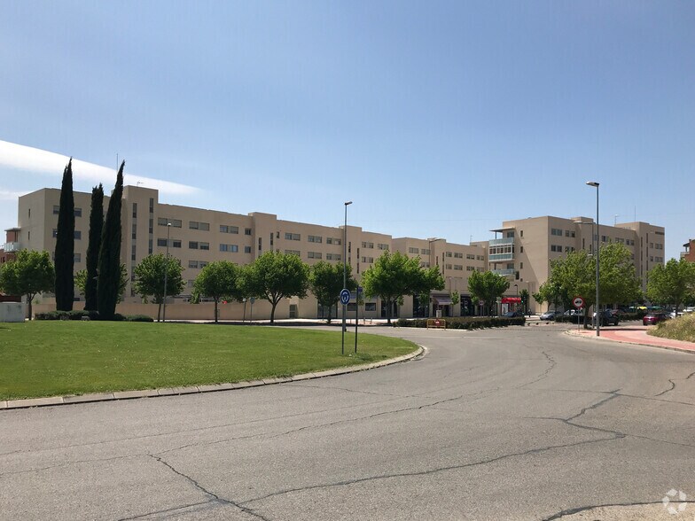 Avenida Juan Carlos i, I 1, Alcalá de Henares, Madrid for lease - Primary Photo - Image 1 of 2