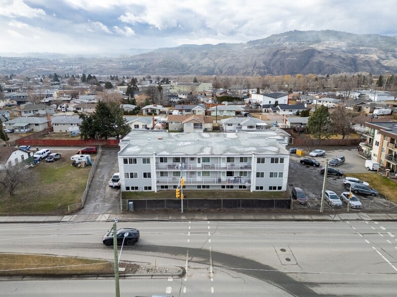 975 Tranquille Rd, Kamloops, BC for sale - Building Photo - Image 2 of 5