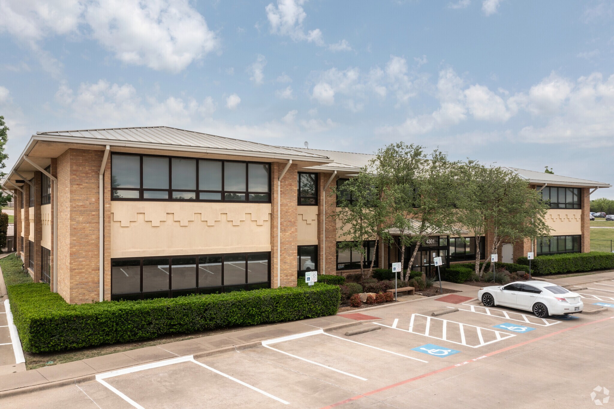 4301 N MacArthur Rd, Irving, TX for sale Building Photo- Image 1 of 1