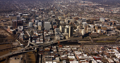 700 E Franklin St, Richmond, VA - aerial  map view