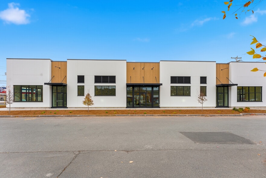 5 Fulton Ave, Northampton, MA for lease - Building Photo - Image 1 of 14