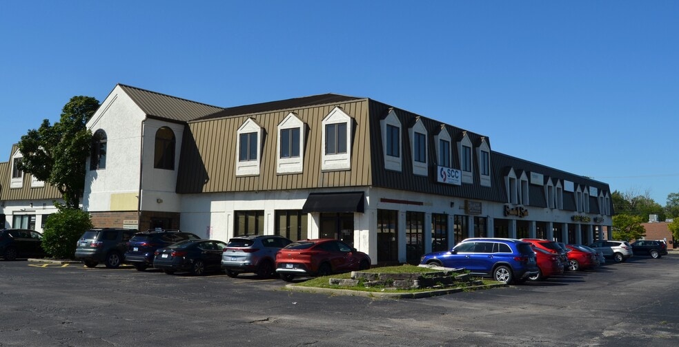 3545 Grand Ave, Gurnee, IL for lease - Building Photo - Image 3 of 4