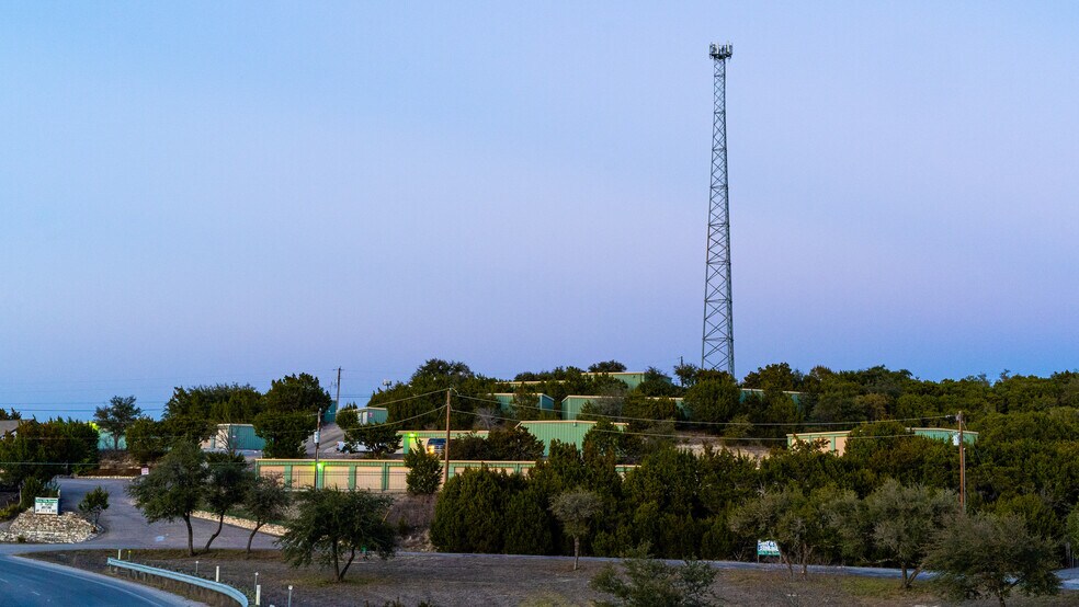 7301 Lohmans Ford Rd, Lago Vista, TX for sale - Building Photo - Image 1 of 1