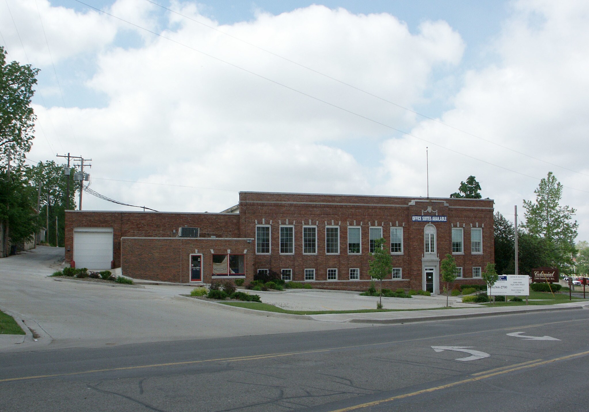 2300 Frederick Ave, Saint Joseph, MO for sale Primary Photo- Image 1 of 1