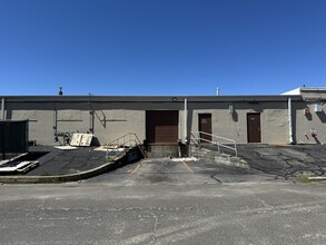 29 Rocky Point Yaphank Rd, Rocky Point, NY for lease Building Photo- Image 1 of 4