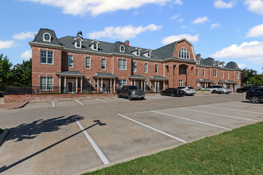 1670 Keller Pky, Keller, TX for lease - Building Photo - Image 3 of 17