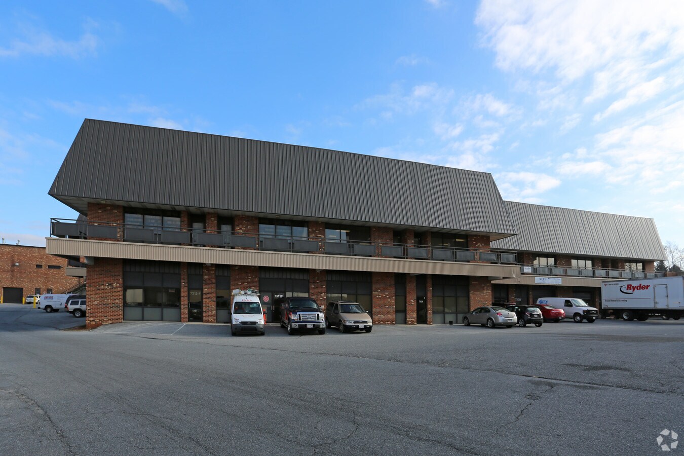 7313 Grove Rd, Frederick, MD 21704