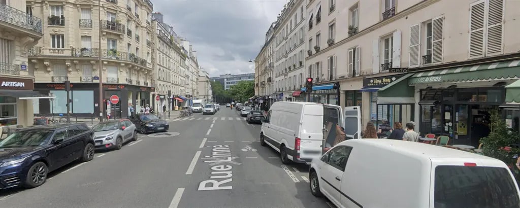 Retail in Paris for lease Aerial- Image 1 of 3