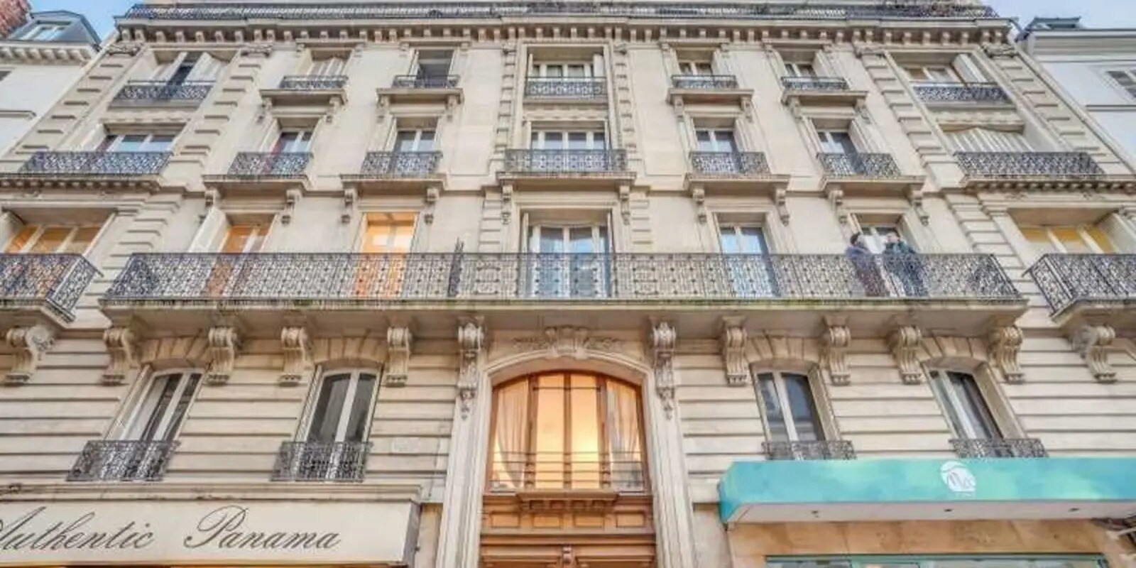 Office in Paris for lease Building Photo- Image 1 of 6