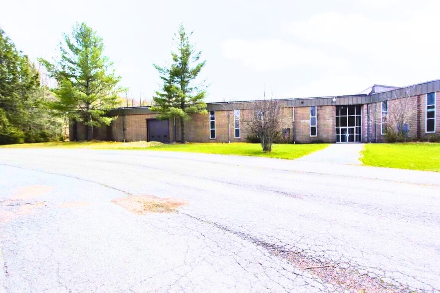 115 Mozzette Rd, Greentown, PA for lease - Primary Photo - Image 1 of 2