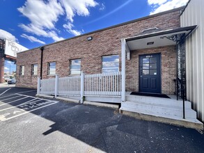 1085 Manheim Pike, Lancaster, PA for lease Building Photo- Image 2 of 14