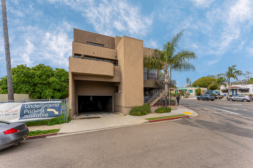 6800-6830 La Jolla Blvd, San Diego, CA for lease - Building Photo - Image 2 of 5