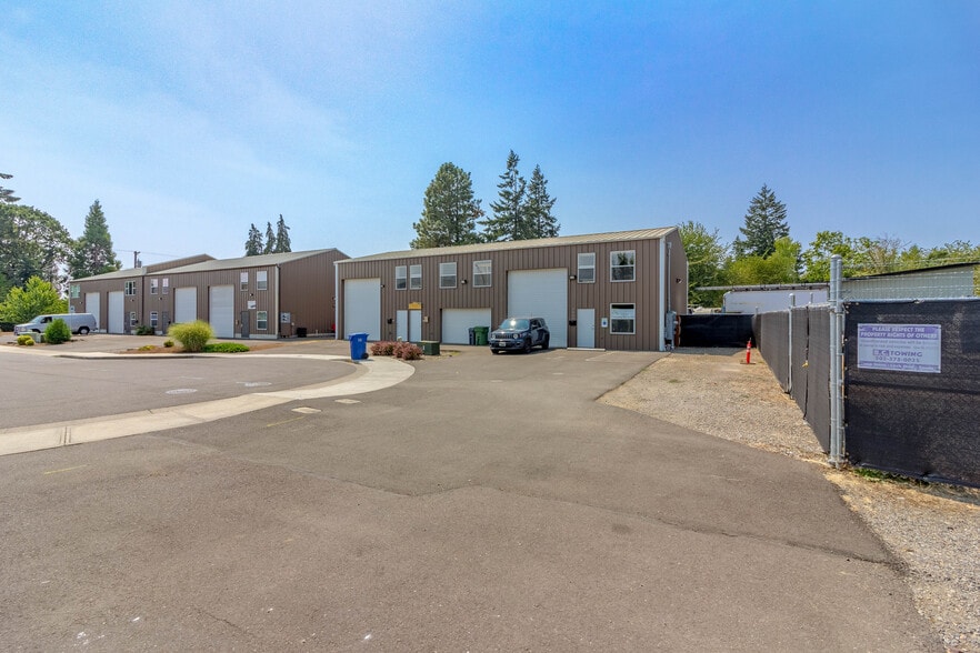 3643-3647 Candlewood Ct NE, Keizer, OR for sale - Building Photo - Image 1 of 4