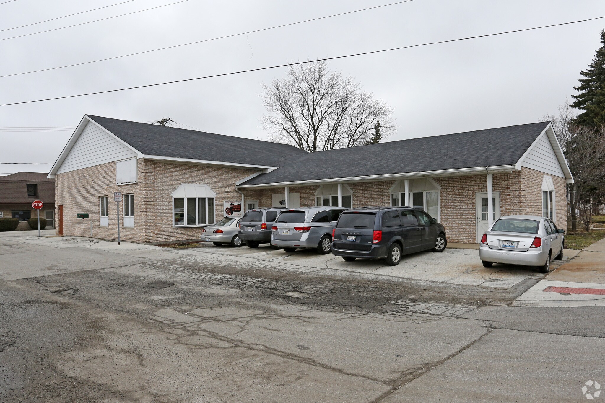 2824 Bernice Rd, Lansing, IL for sale Primary Photo- Image 1 of 1