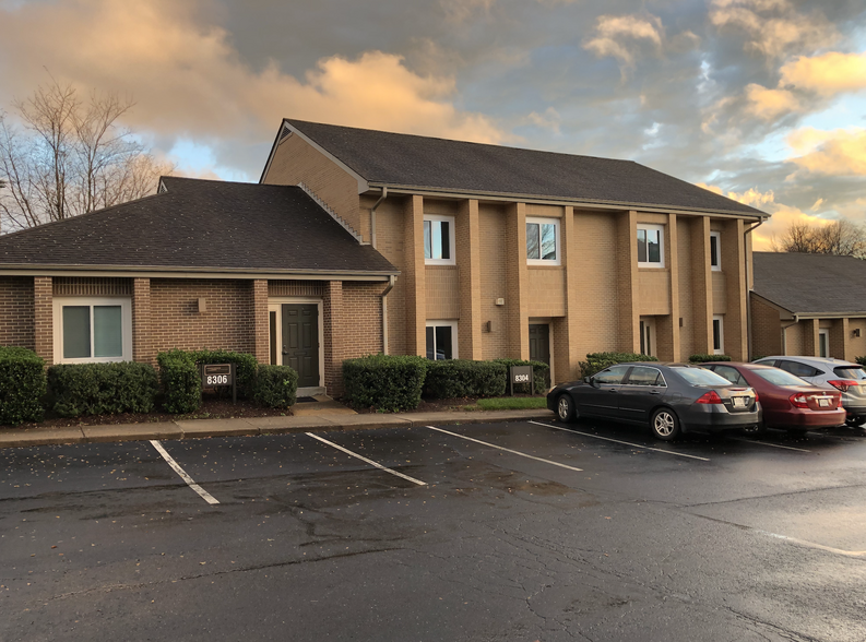 8300-8330 Professional Hill Dr, Fairfax, VA for lease - Building Photo - Image 1 of 2