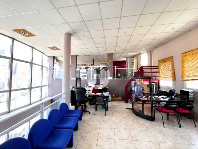 Office in LOMME for sale - Interior Photo - Image 2 of 4