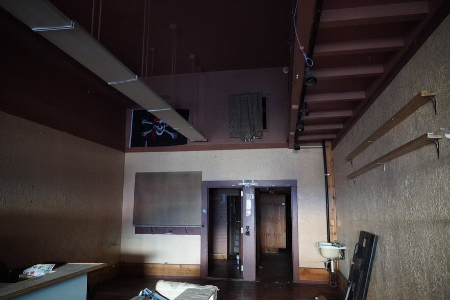 400-406 D St, Marysville, CA for lease - Building Photo - Image 2 of 21