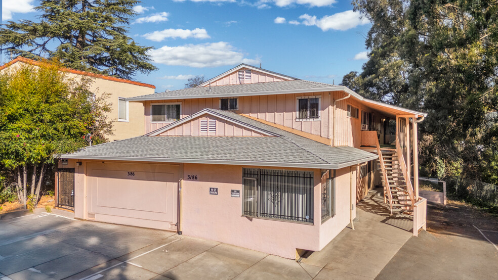 3186 McKillop Rd, Oakland, CA for sale - Building Photo - Image 1 of 30