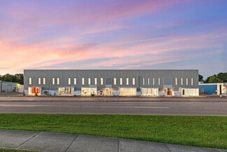 More details for 1331 E Broadway St, Pearland, TX - Flex, Industrial for Lease