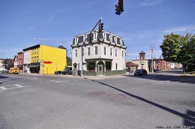 448 Broadway, Kingston, NY for sale Primary Photo- Image 1 of 1