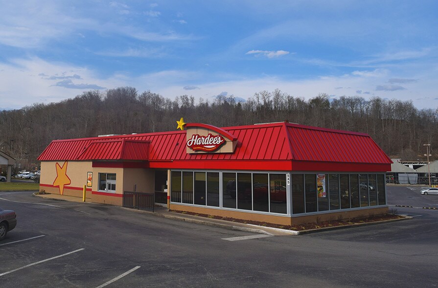 545 N Mayo Trl, Paintsville, KY 41240