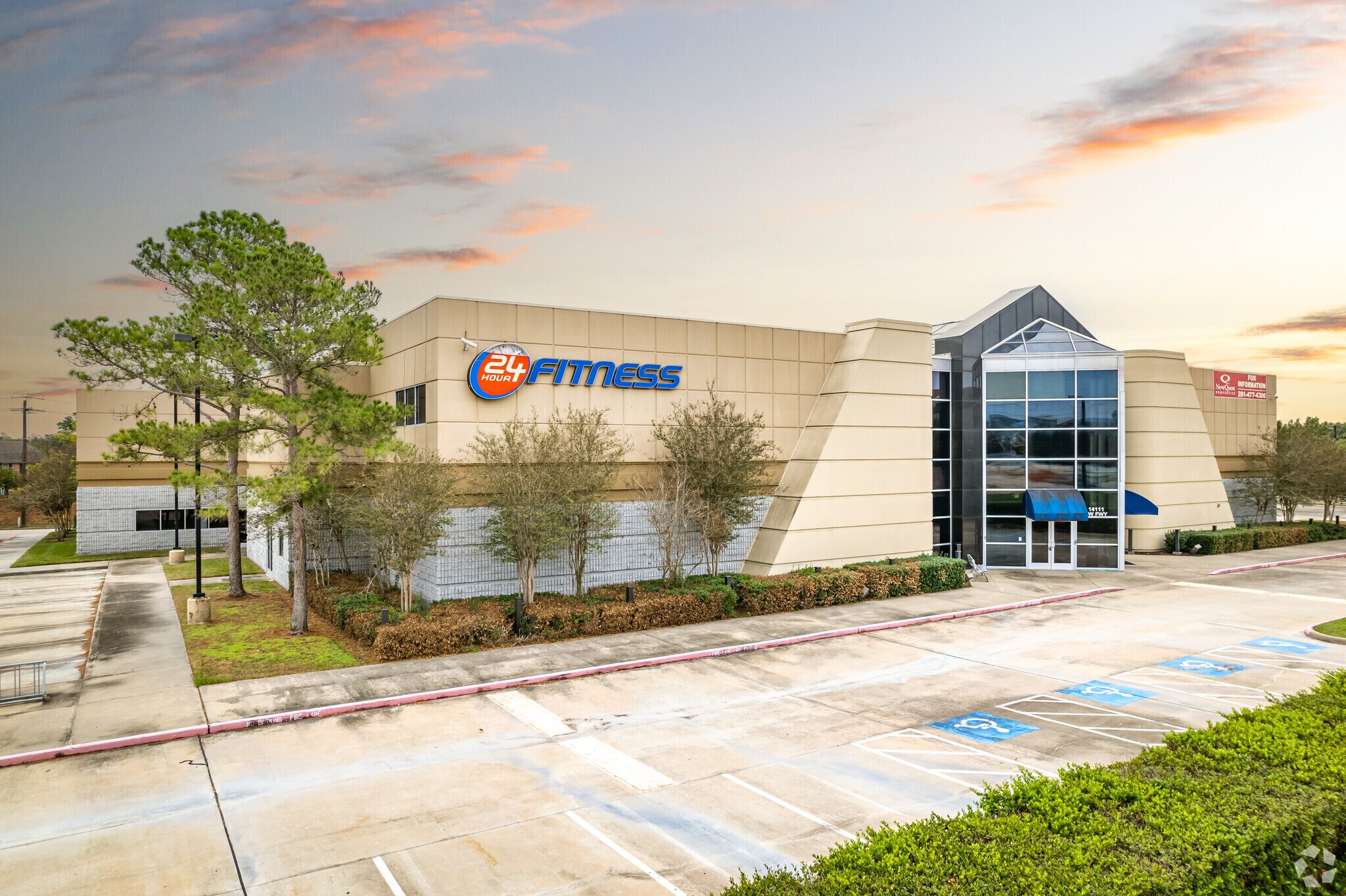 14111 Southwest Fwy, Sugar Land, TX for lease Building Photo- Image 1 of 13