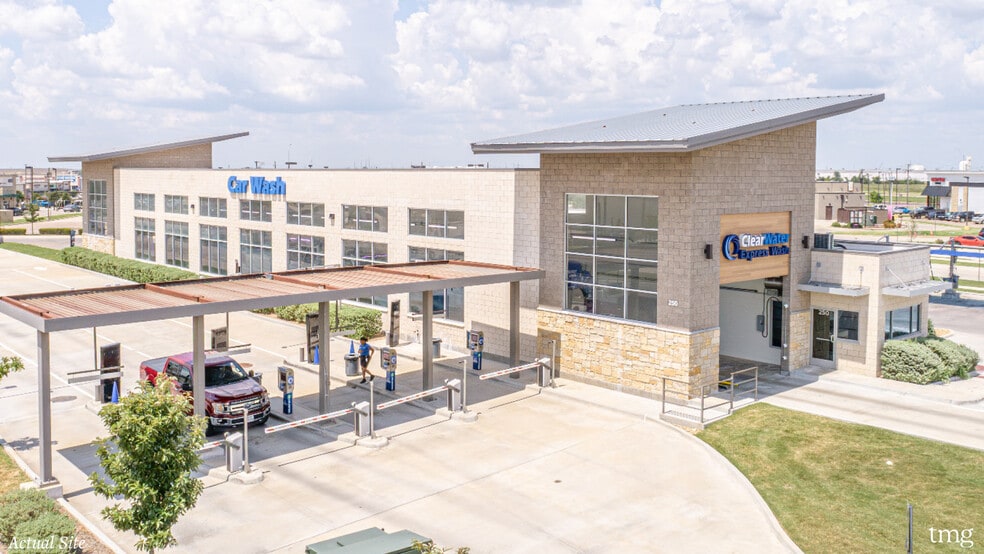 250 Crossroads Pkwy, Terrell, TX for sale - Building Photo - Image 2 of 6