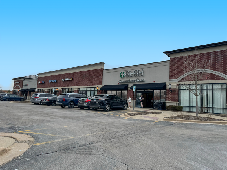 472 N State Route 47, Sugar Grove, IL for lease - Building Photo - Image 2 of 4