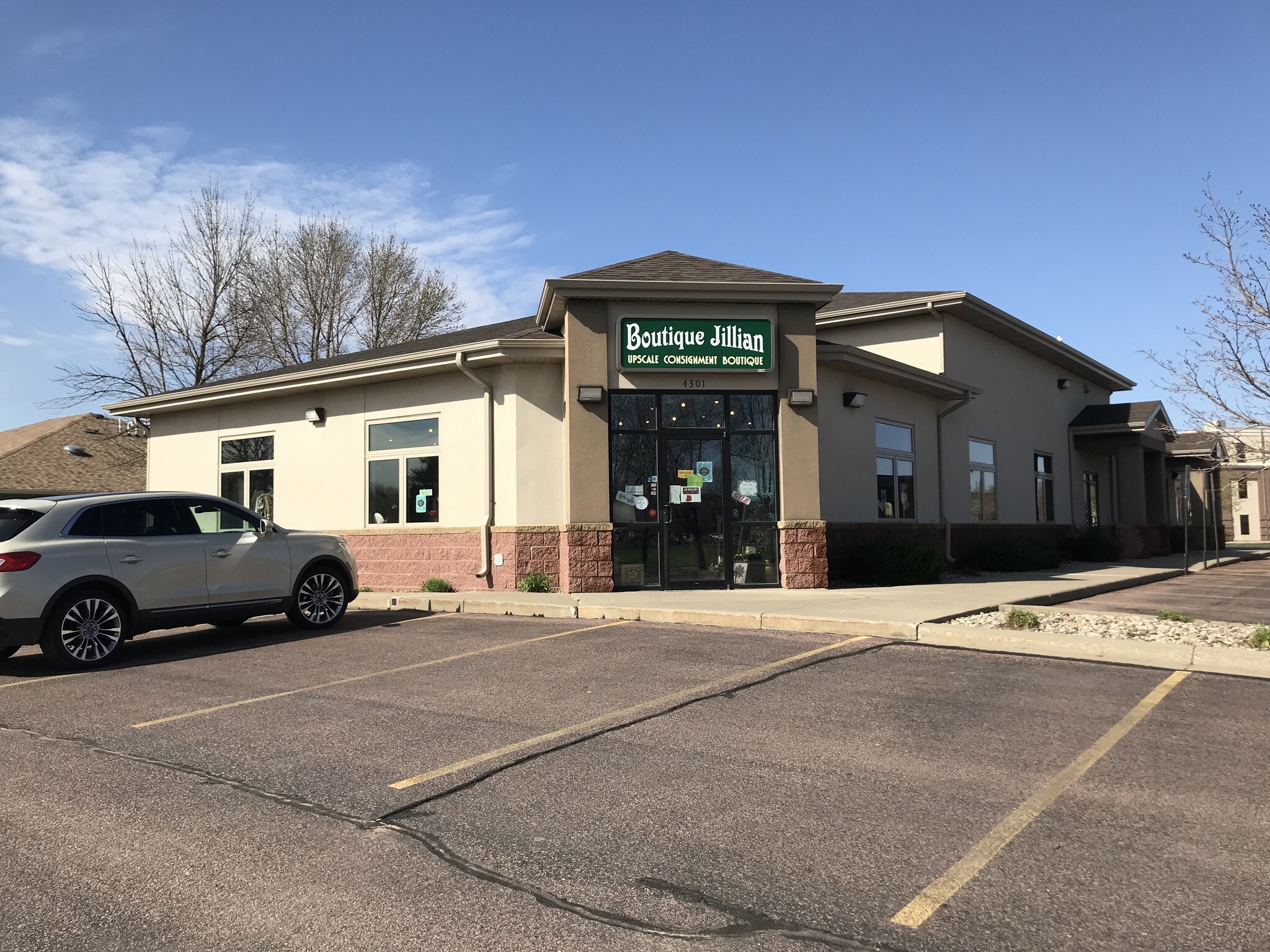 4301 S Racket Dr, Sioux Falls, SD for sale Building Photo- Image 1 of 1