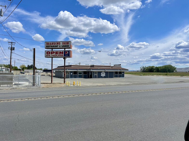 61311 Highway 97, Toppenish, WA for sale - Building Photo - Image 1 of 1