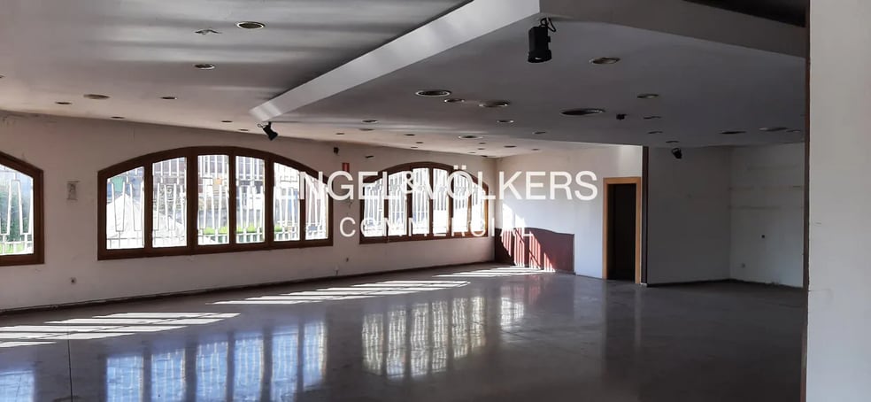 Retail in Polinyà, Barcelona for sale - Interior Photo - Image 3 of 11