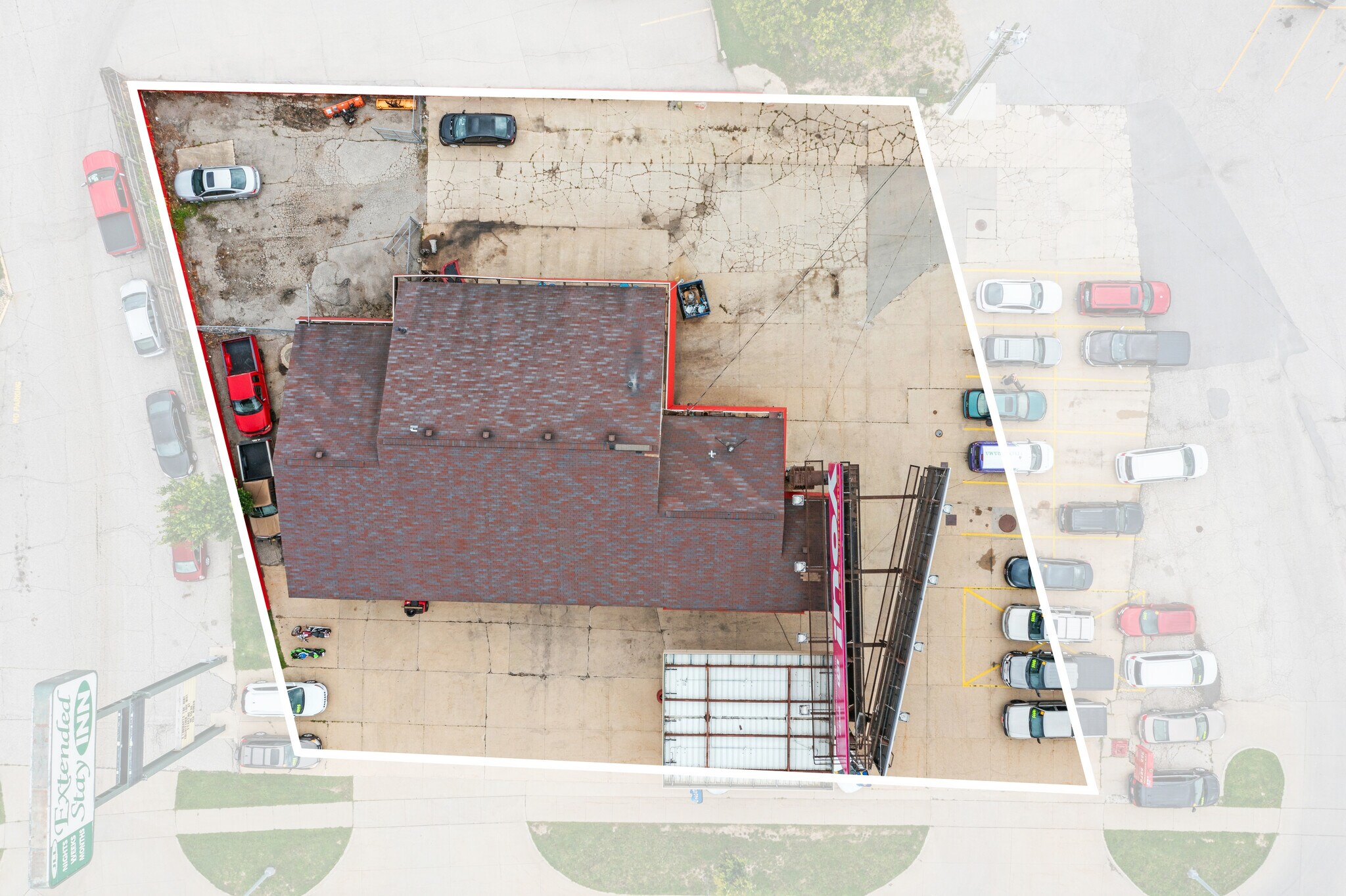 4326 University Ave, Cedar Falls, IA for sale Primary Photo- Image 1 of 1