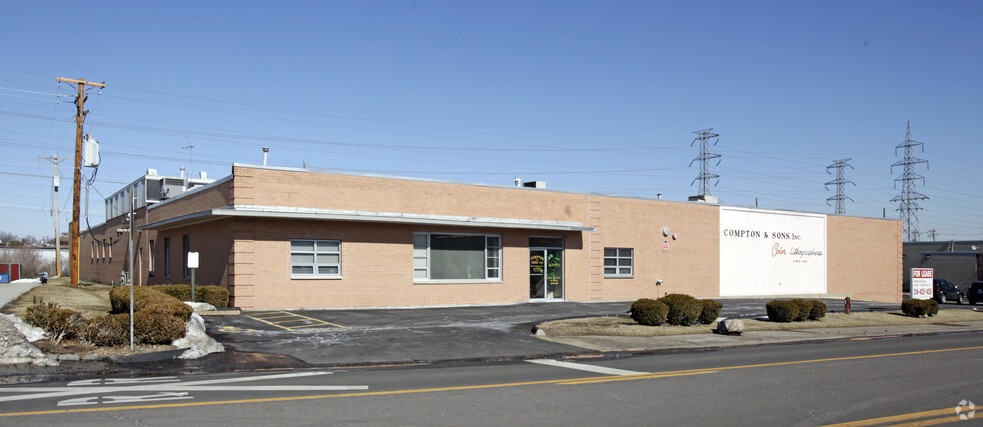 10645 Baur Blvd, Saint Louis, MO for lease - Building Photo - Image 1 of 5