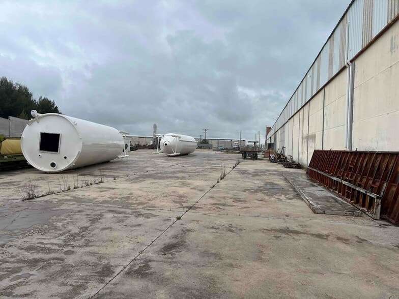 Industrial in Zarza de Tajo, Cuenca for sale - Building Photo - Image 3 of 4