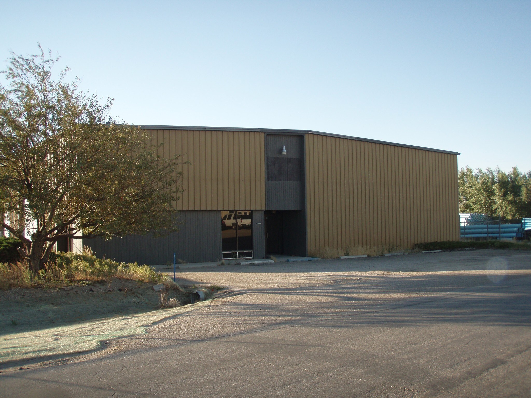 1850 S Loop Ave, Casper, WY for sale Primary Photo- Image 1 of 1