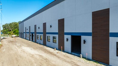 1530 Kendrick Ln, Lakeland, FL for sale Interior Photo- Image 1 of 5