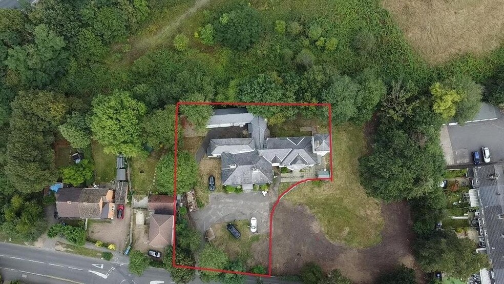 122 Green Ln, Addlestone for sale - Building Photo - Image 2 of 2