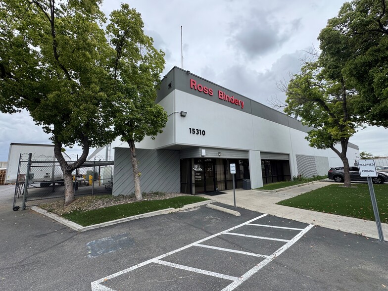 15310 Spring Ave, Santa Fe Springs, CA for lease - Building Photo - Image 1 of 5