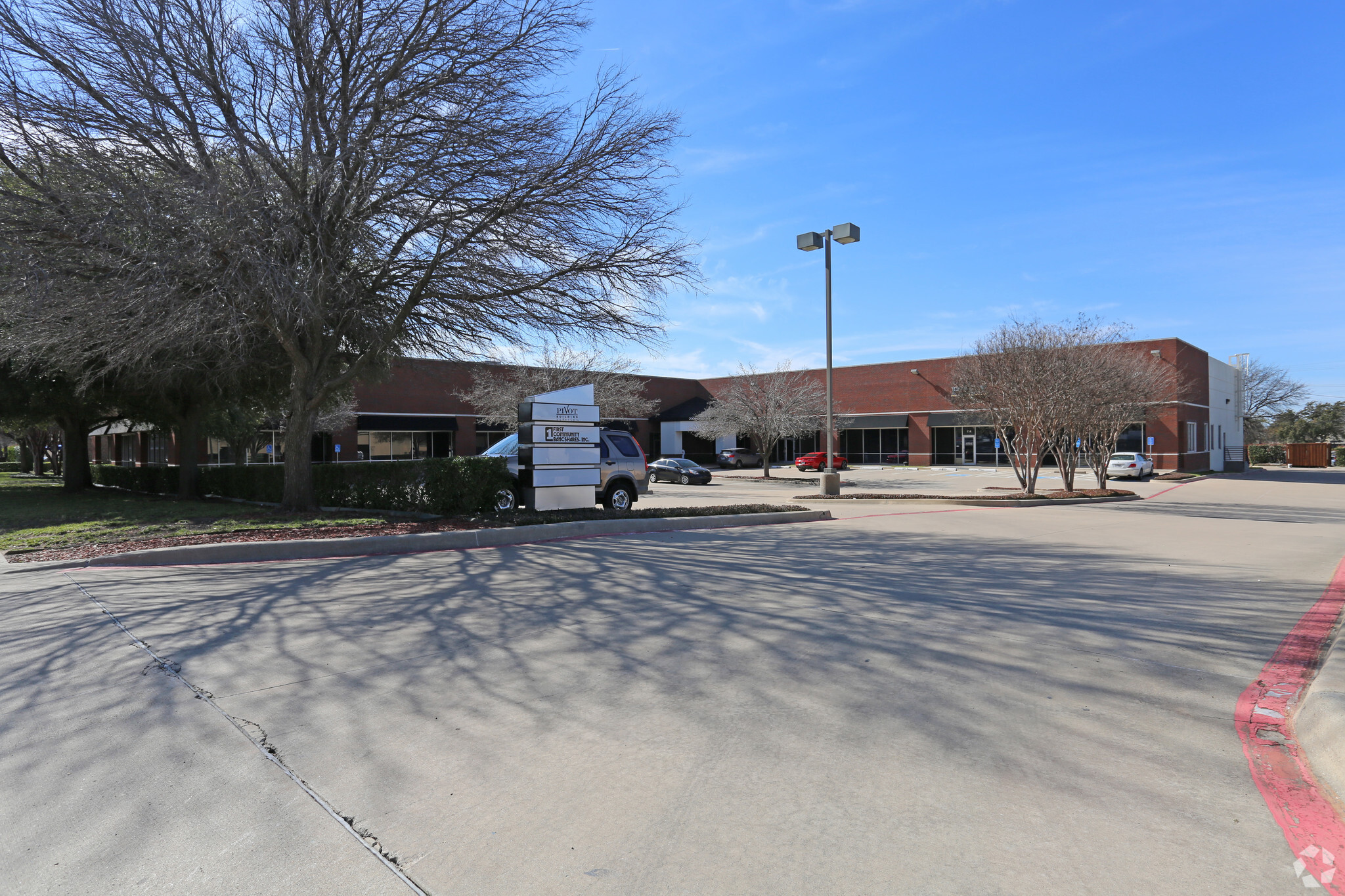 2009 Chenault Dr, Carrollton, TX for lease Building Photo- Image 1 of 12