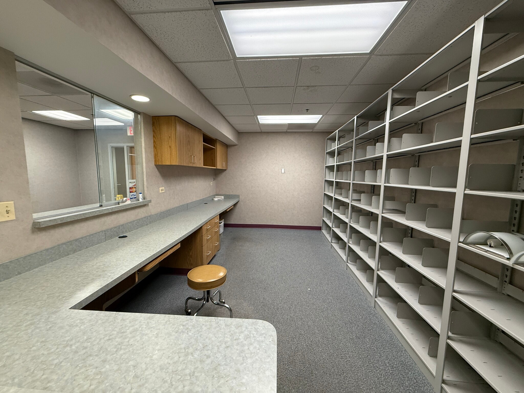 810 Biesterfield Rd, Elk Grove Village, IL for lease Interior Photo- Image 1 of 3