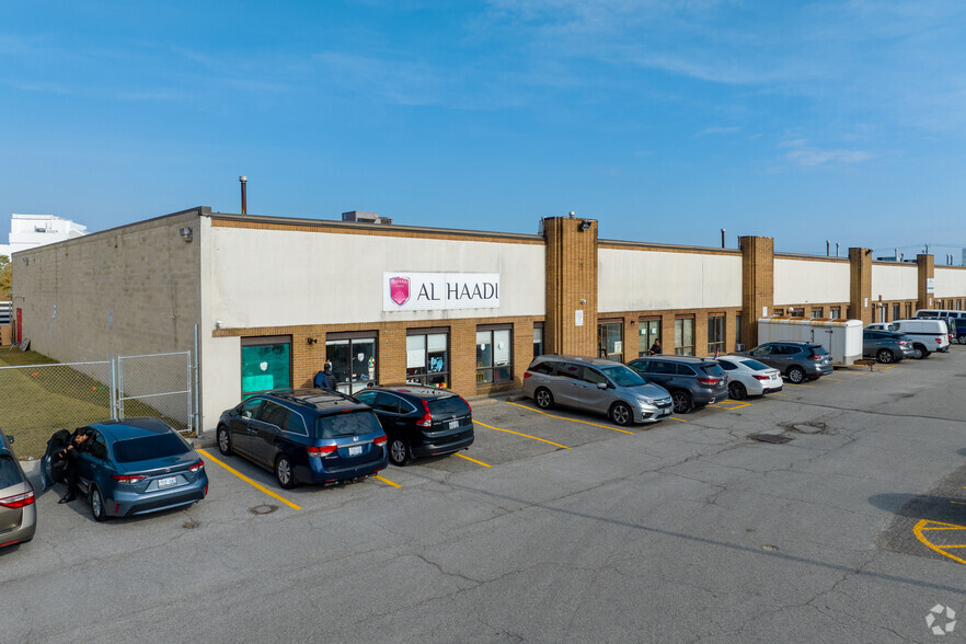 690 Progress Ave, Toronto, ON for lease - Primary Photo - Image 1 of 4