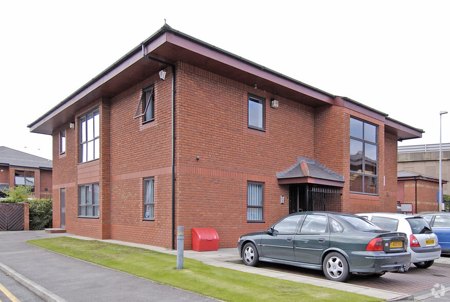 Heaton Ln, Stockport for lease - Building Photo - Image 2 of 2