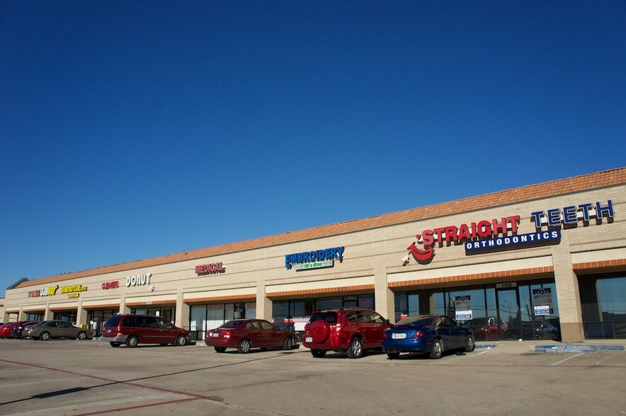 2000 Esters Rd, Irving, TX 75061