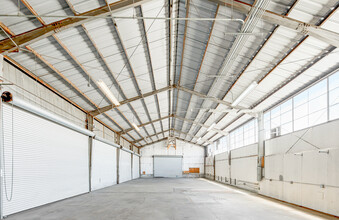 1401 Illinois St, San Francisco, CA for lease Interior Photo- Image 2 of 3