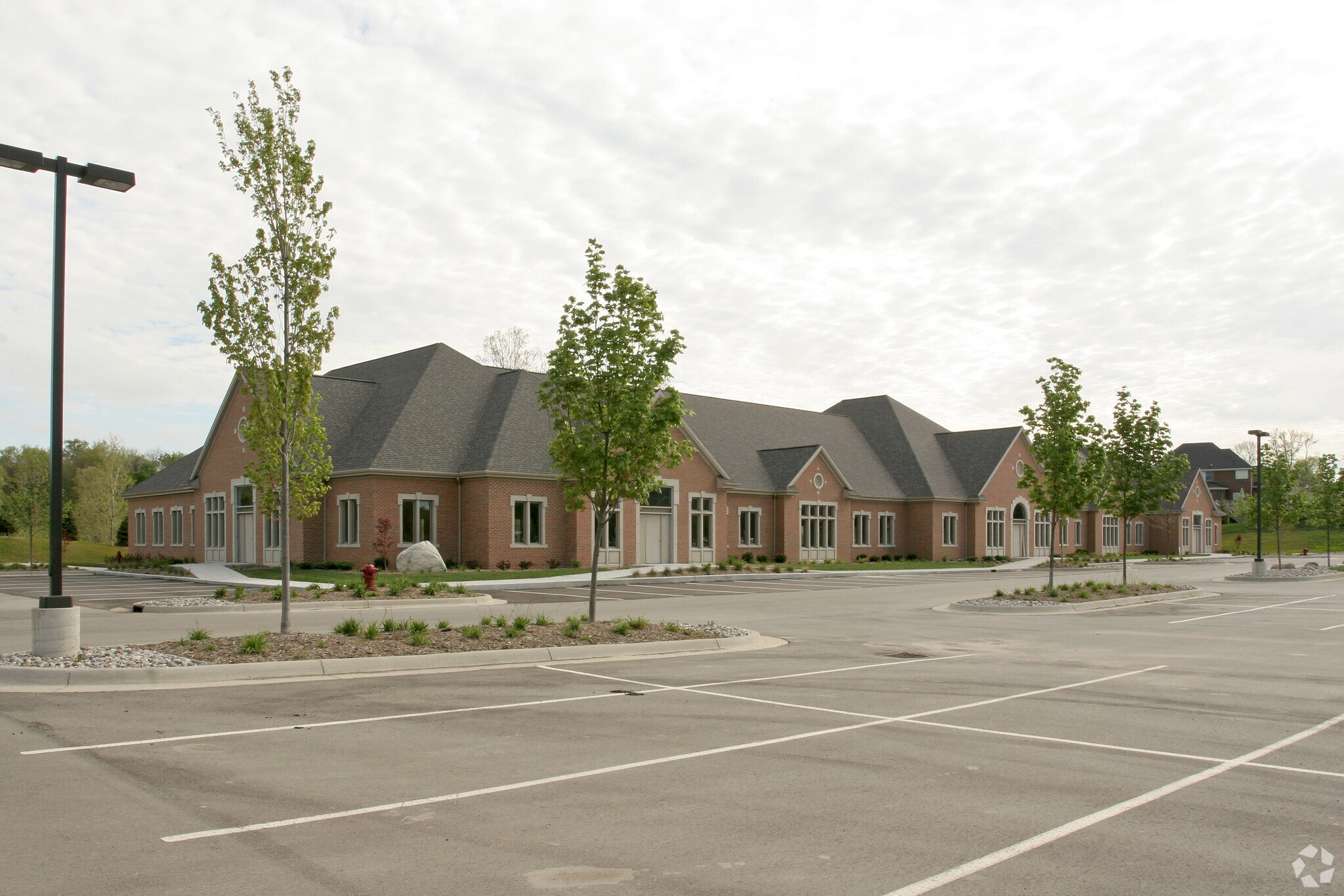 2104 Jolly Rd, Okemos, MI for sale Primary Photo- Image 1 of 1