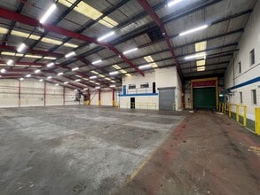 Stockton St, Littleborough for lease Interior Photo- Image 1 of 3