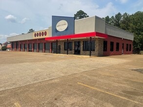 817 Vann Dr, Jackson, TN for lease Interior Photo- Image 2 of 5