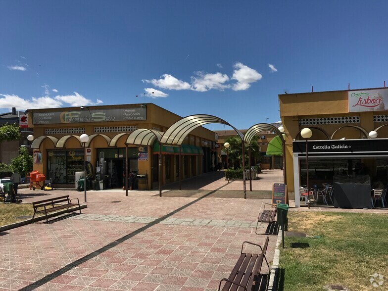 Retail in Soto del Real, Madrid for sale - Building Photo - Image 2 of 5