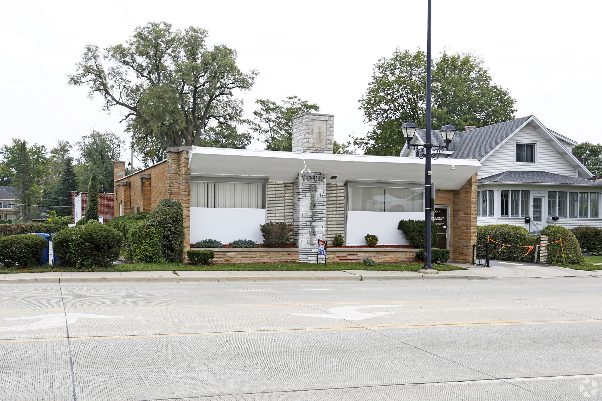 363 York Rd N, Elmhurst, IL for sale Primary Photo- Image 1 of 1